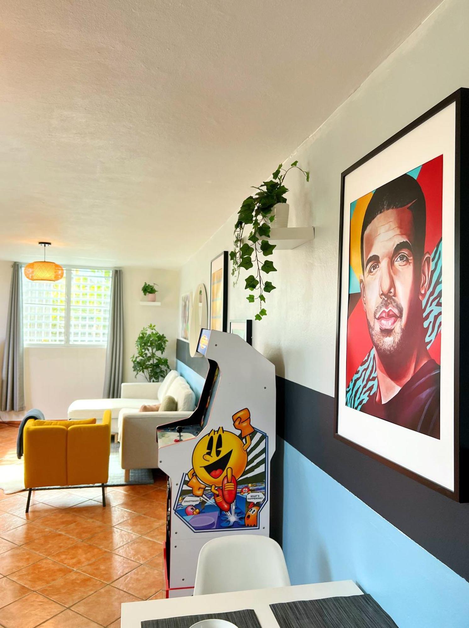 Spacious 2 Bedroom In San Juan+parking - Steps To Сasa de vacaciones *