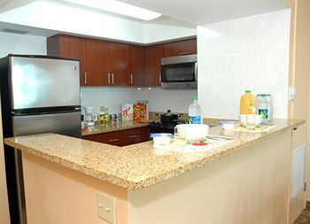 Máre St. Clair Hotel 3*
