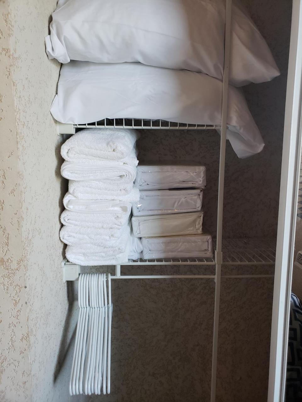 In San Juan, 4 Guests Max, 1 Br-1 Bth, Full Kitchen, Free Internet-parking Apartamento San Juan
