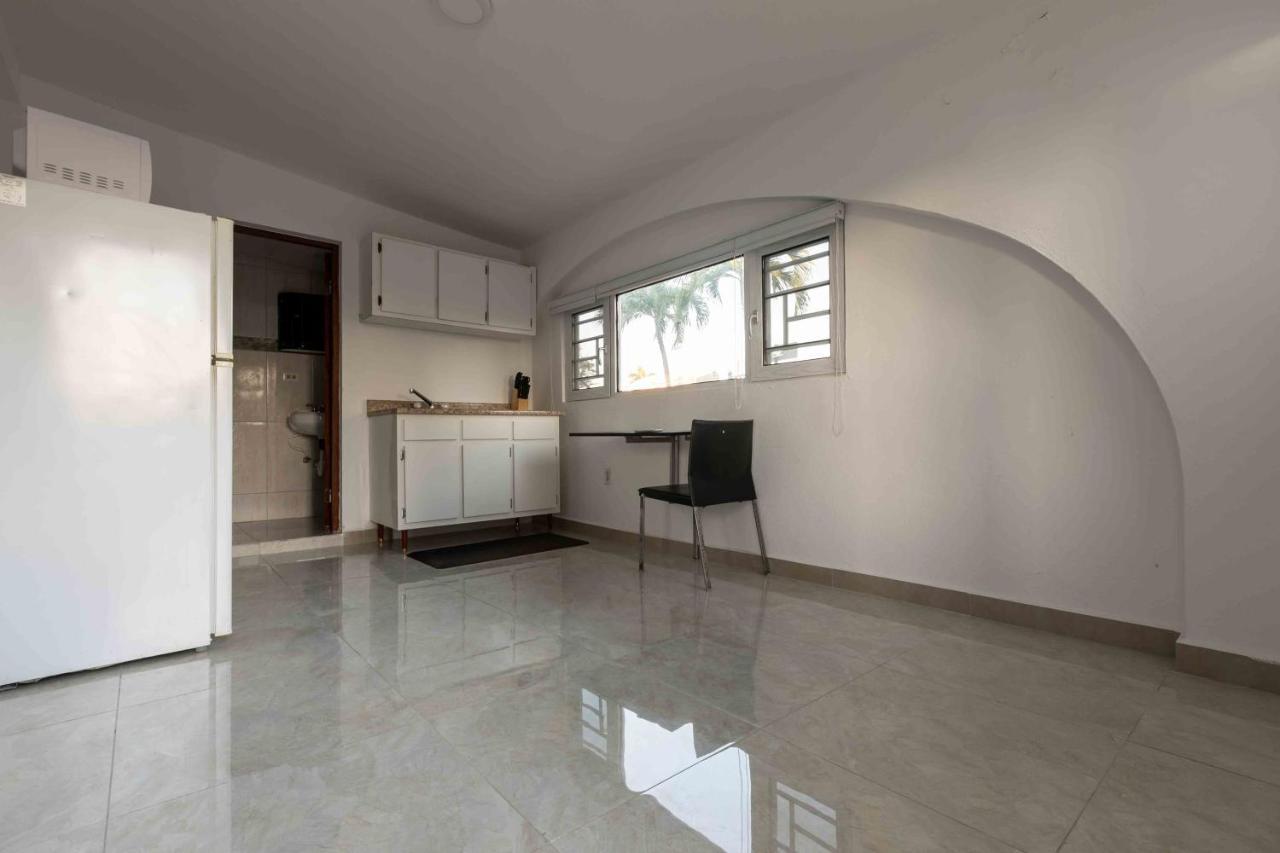 Pensión Beach House San Juan