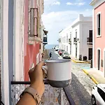 Colonial Apt With Balcony In Osj Next To San Sebastian Apt 3