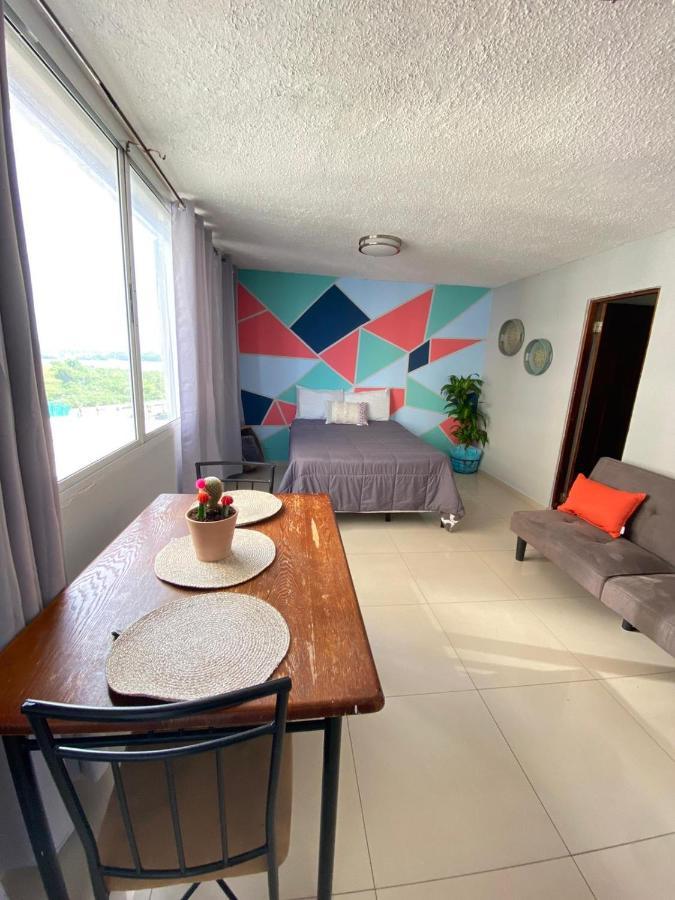 Front Apt At Isla Tower Apartamento San Juan