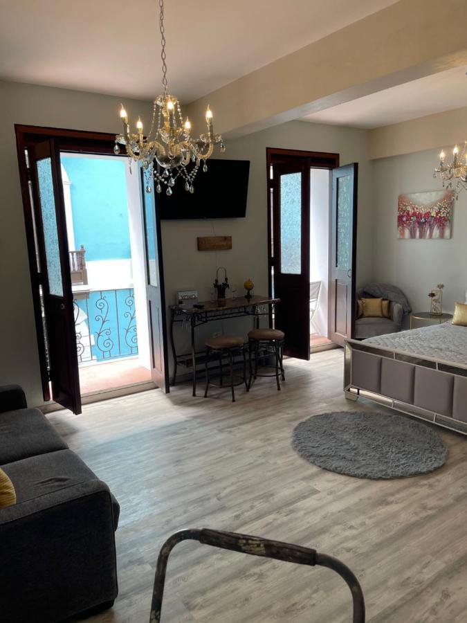 The Balconies Studio, The Marilyn & The Crystal At Casa Of Essence In Old Apartamento