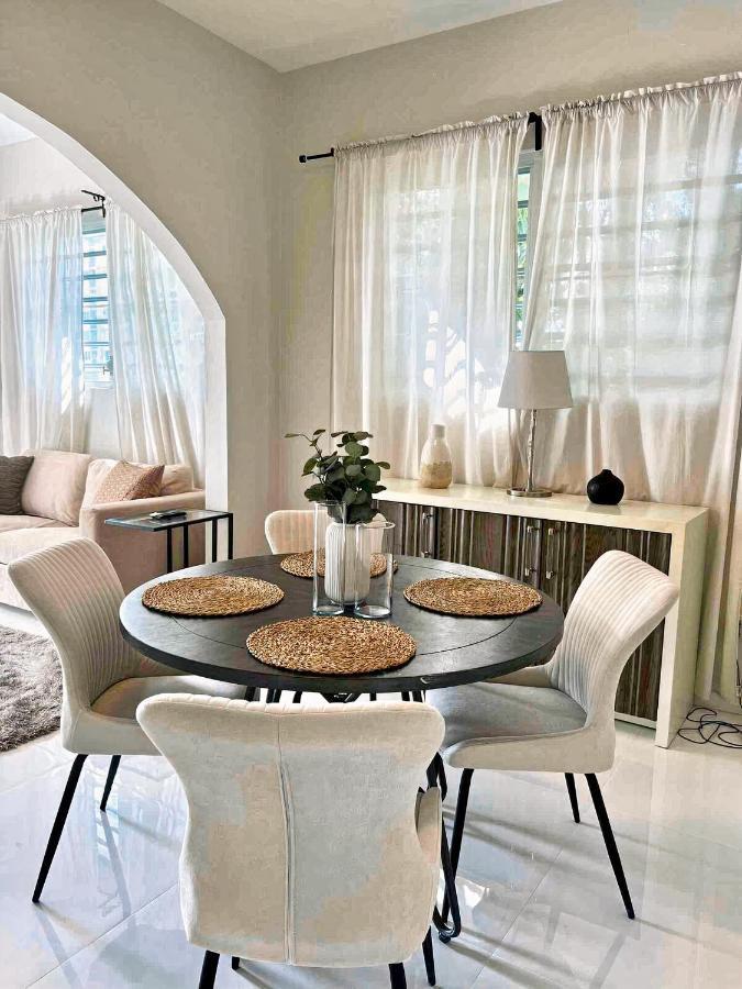 Apartamento Breathtaking 2-bedroom Beachside San Juan