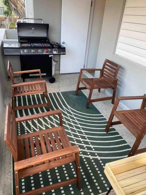 3 Bd By Airport El Yunque Walk To The Apartment *