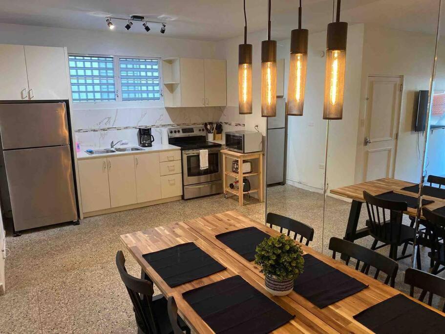 3 Bd By Airport El Yunque Walk To The
