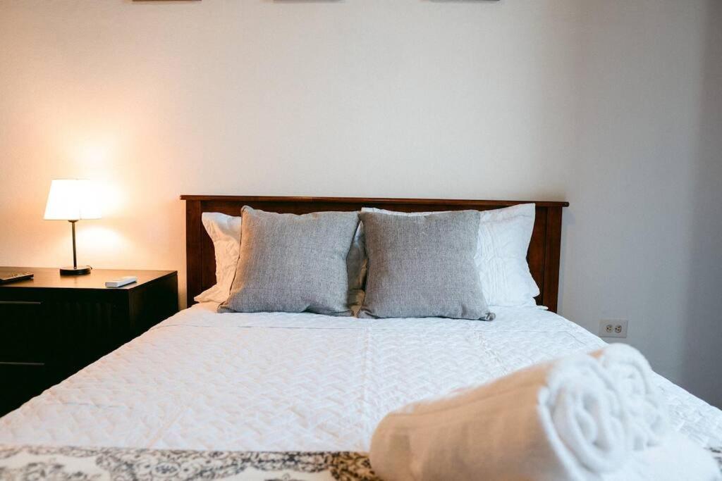 Apartamento Hidden Gem Of Old W/ Balcony Views San Juan