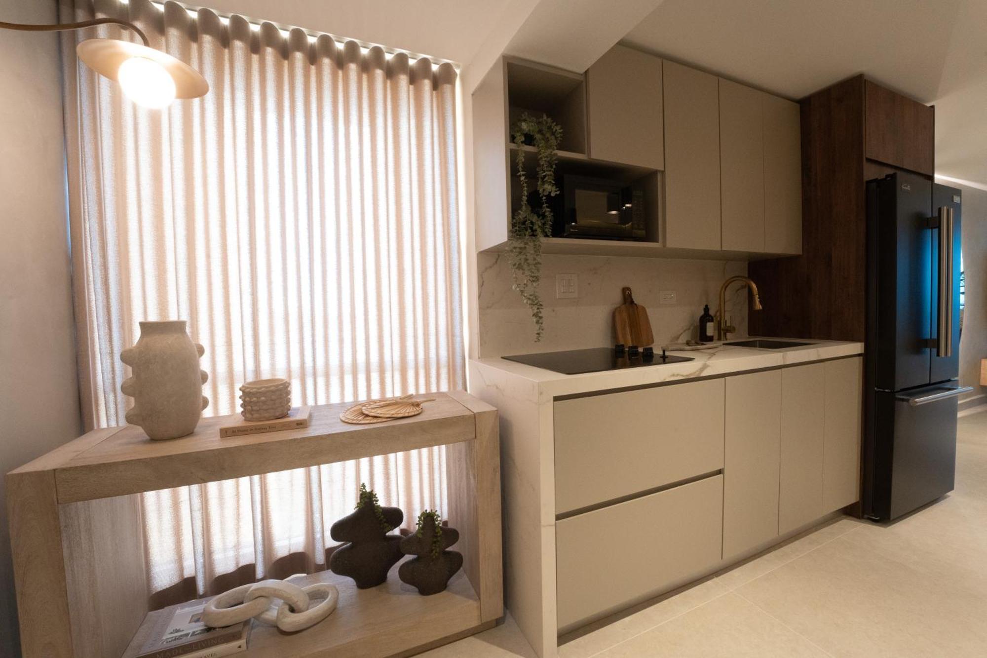 Ocean View Deluxe Suite: Pvt. & Pool
