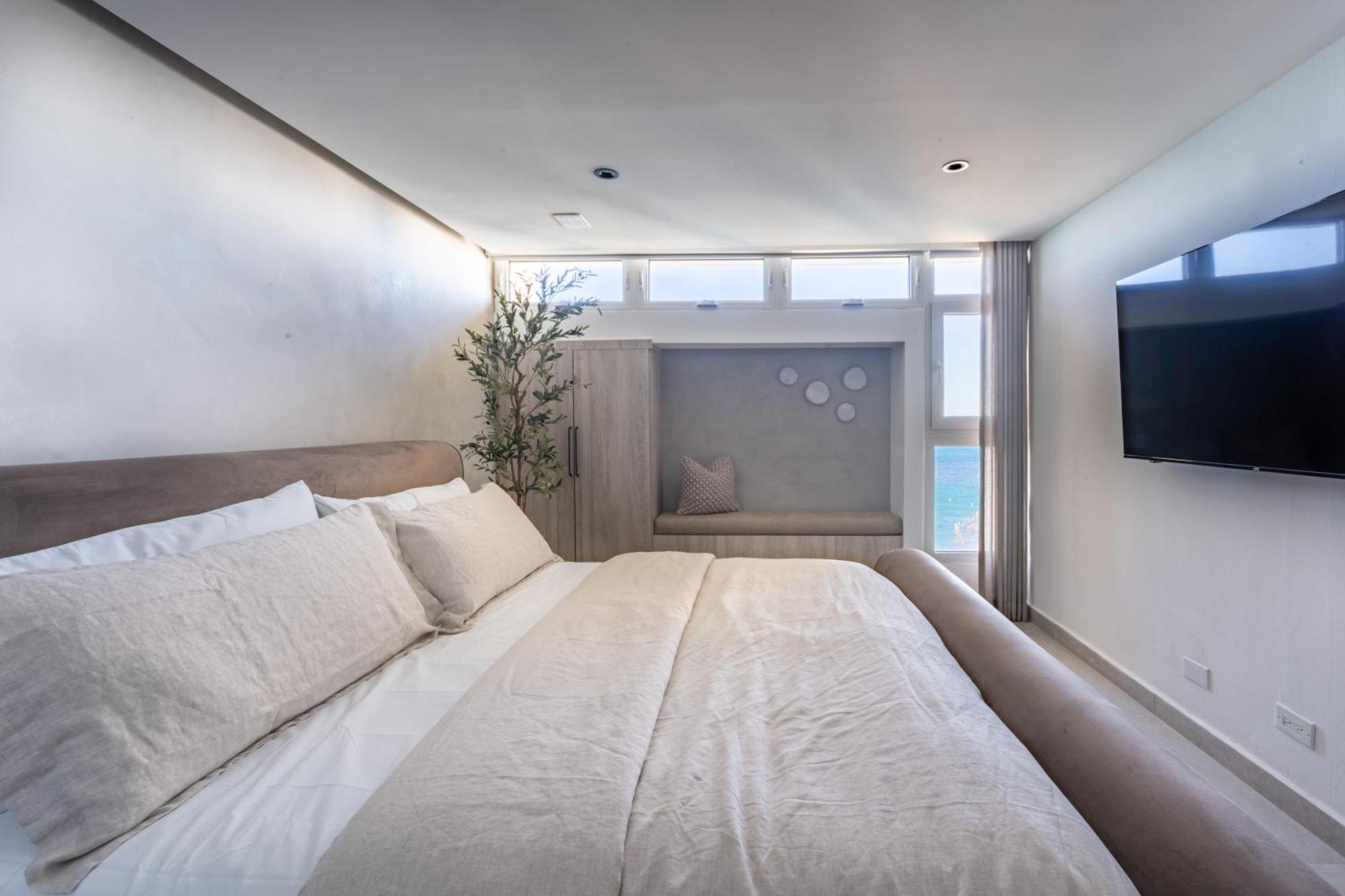 Apartahotel Ocean View Deluxe Suite: Pvt. & Pool San Juan