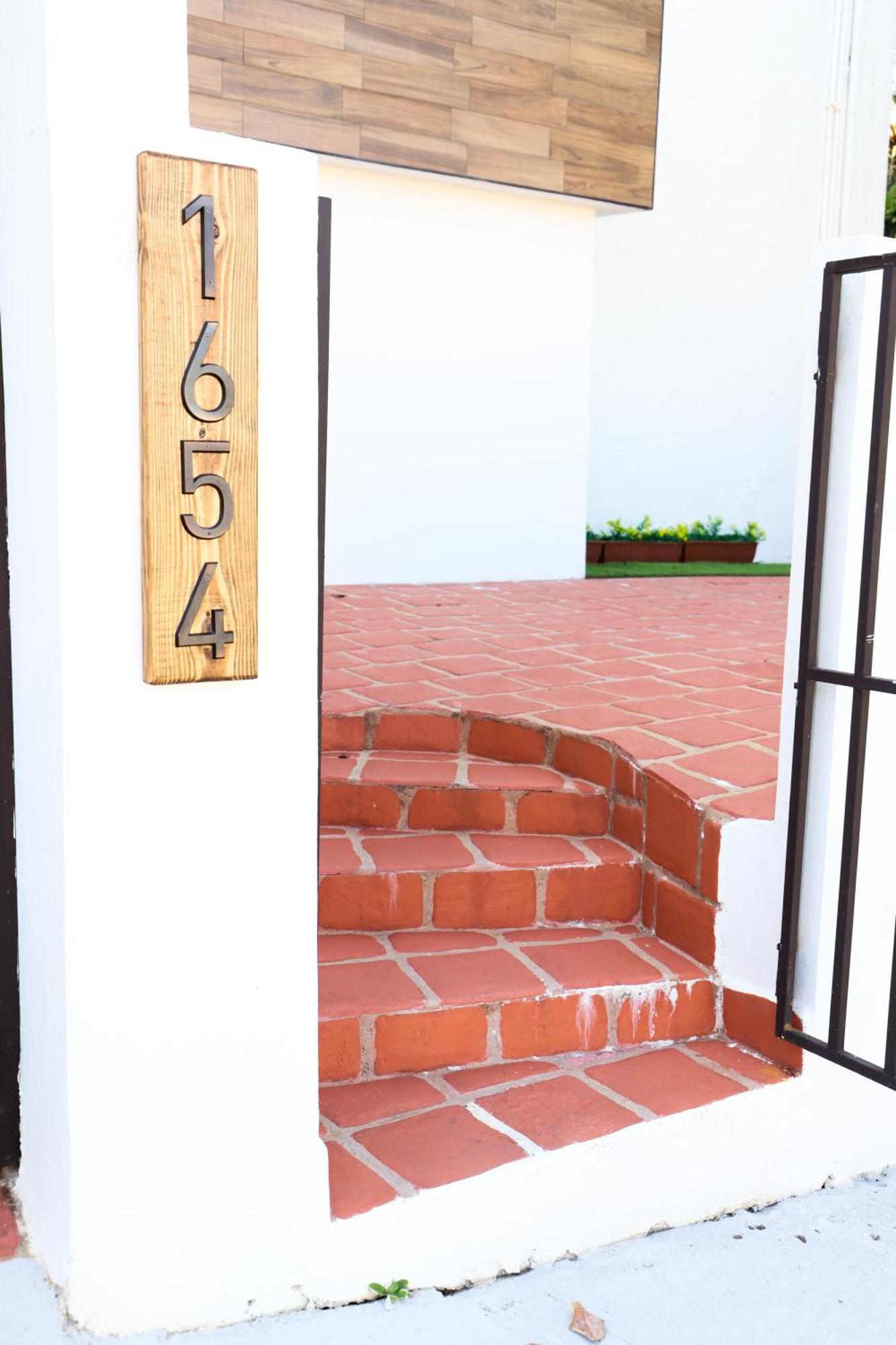 Habitación en casa particular Private In Duplex W 4 Baths Fq Beds 1-3ppl San Juan