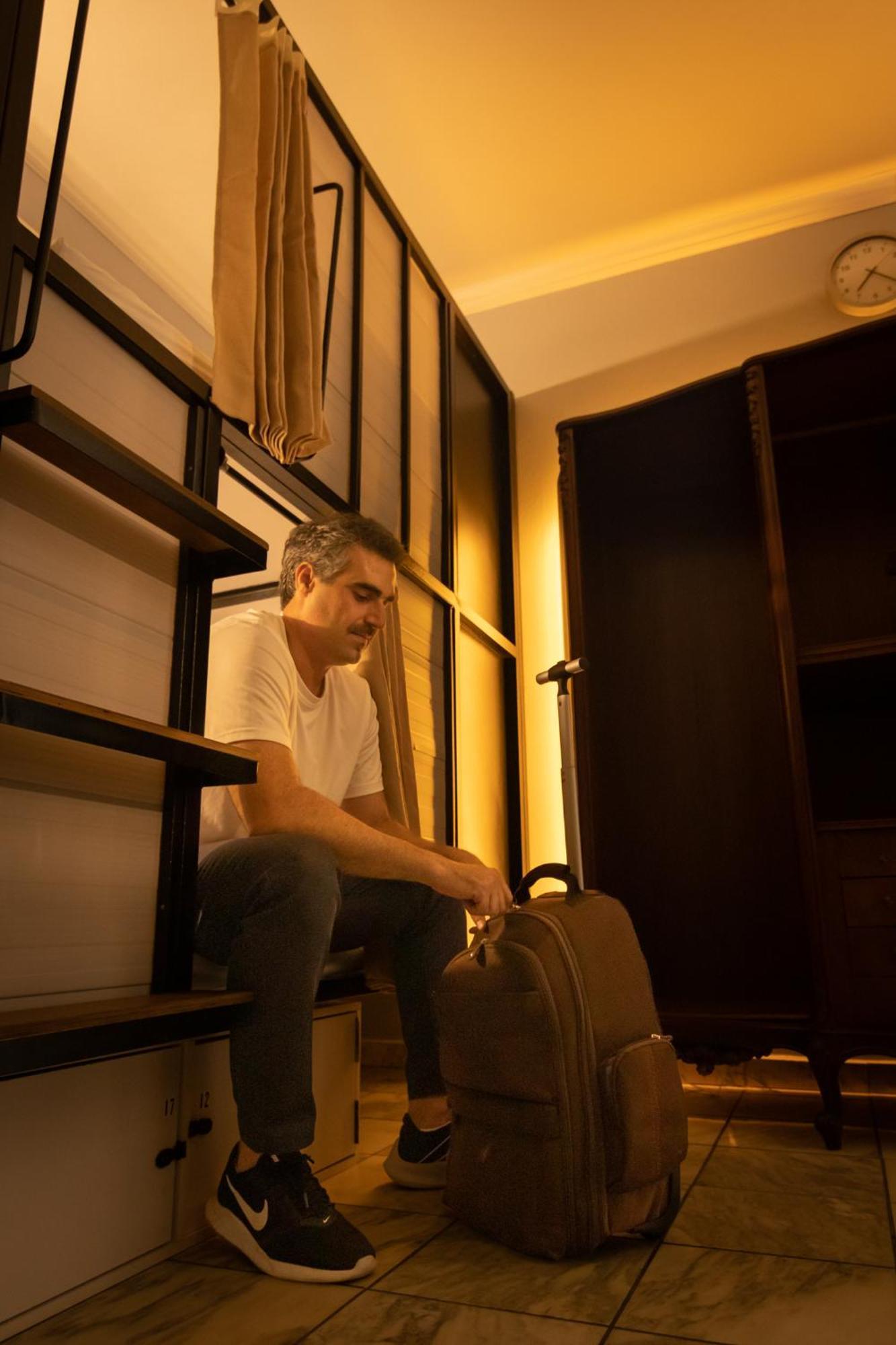 Hostal Bposhtels *