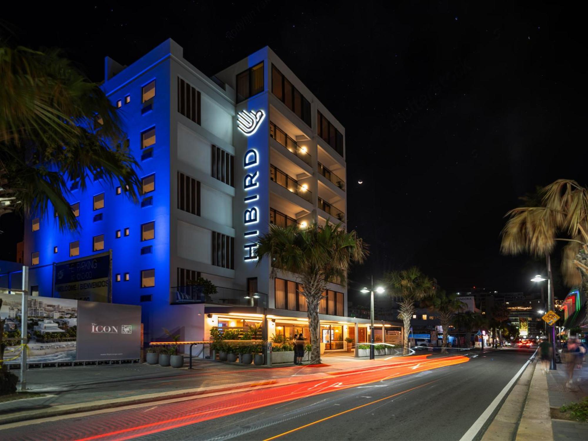 Hibird- And Apartahotel