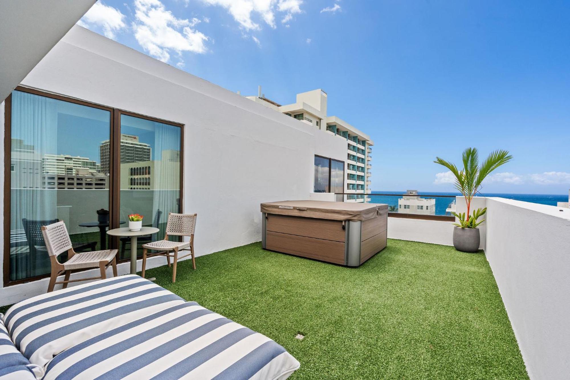 Apartahotel Hibird- And San Juan