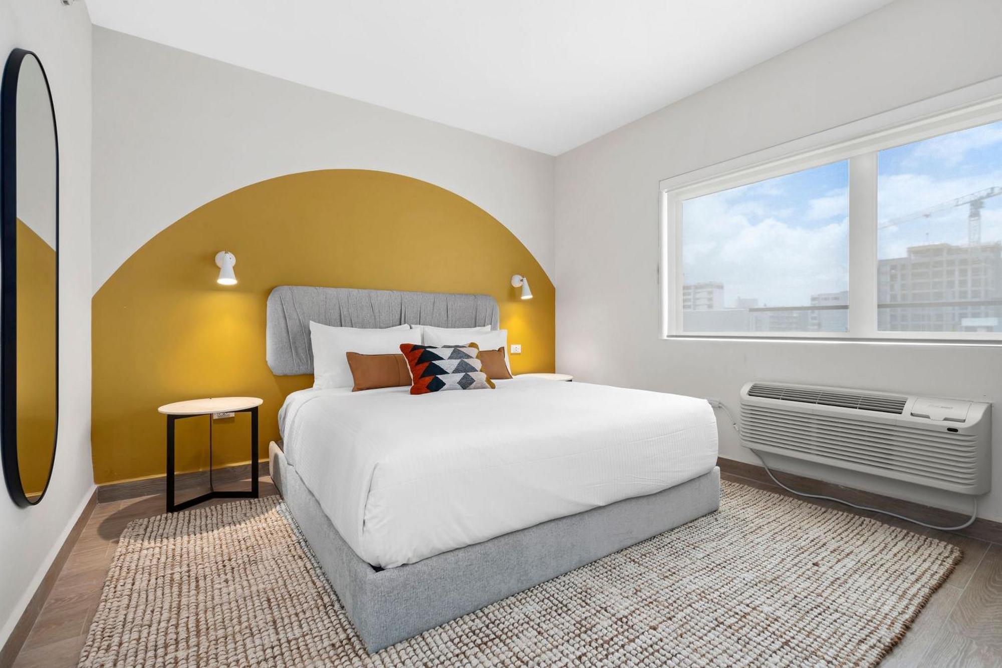 Apartahotel Hibird- And