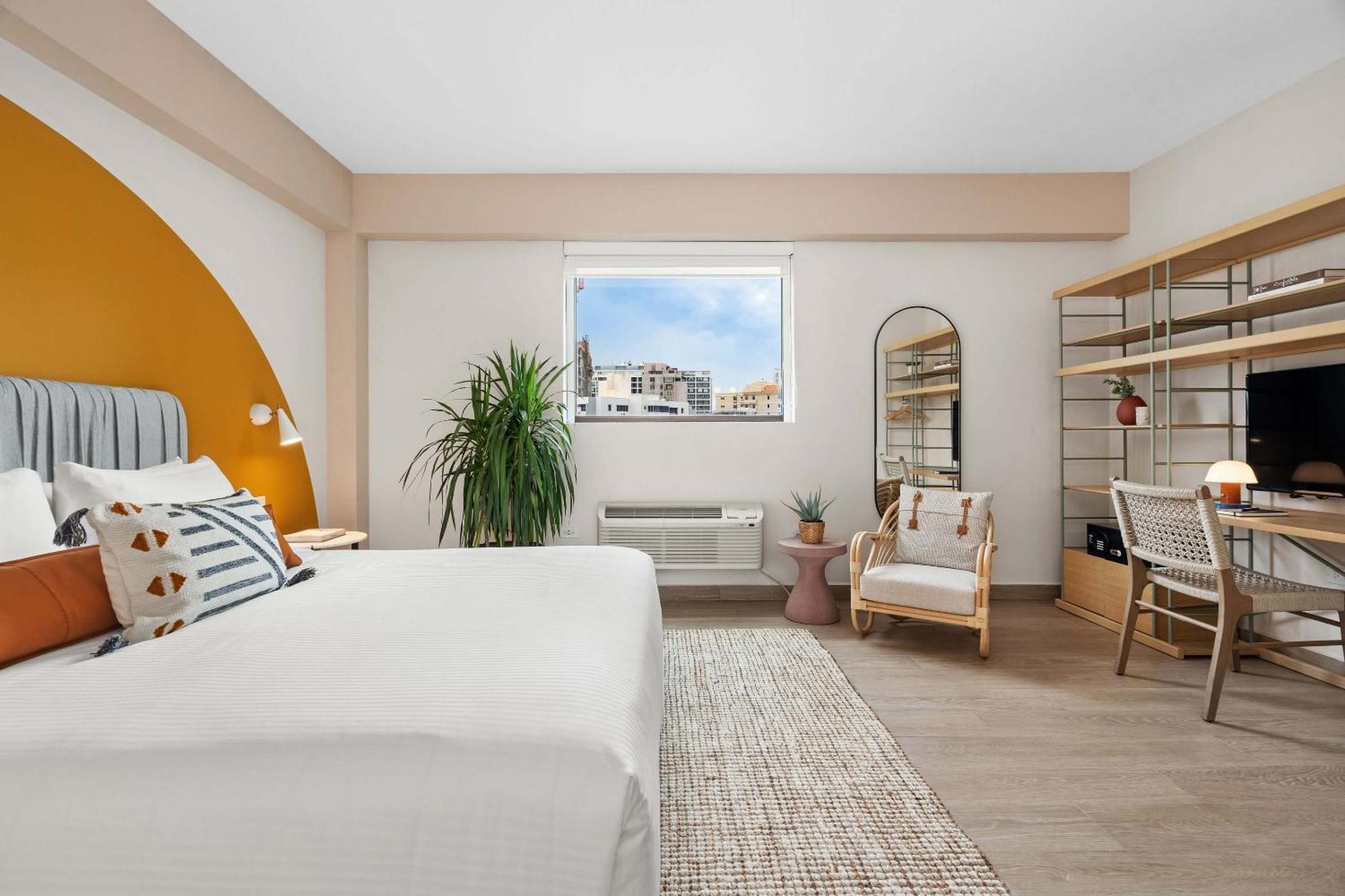 Apartahotel Hibird- And 4*