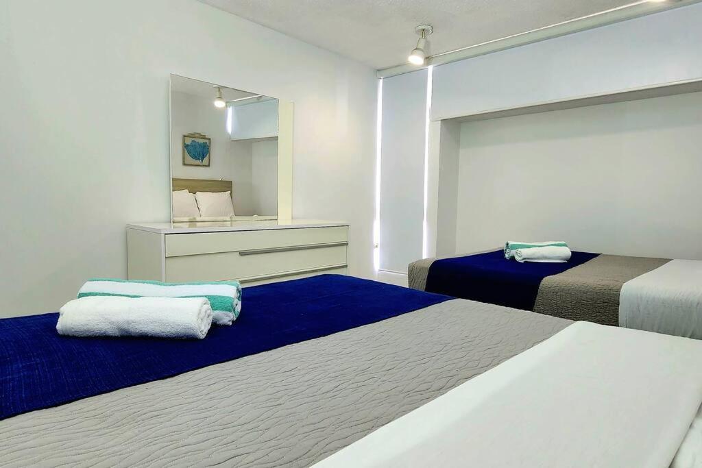 Ocean View Deluxe Suite: Pvt. & Pool Apartahotel San Juan
