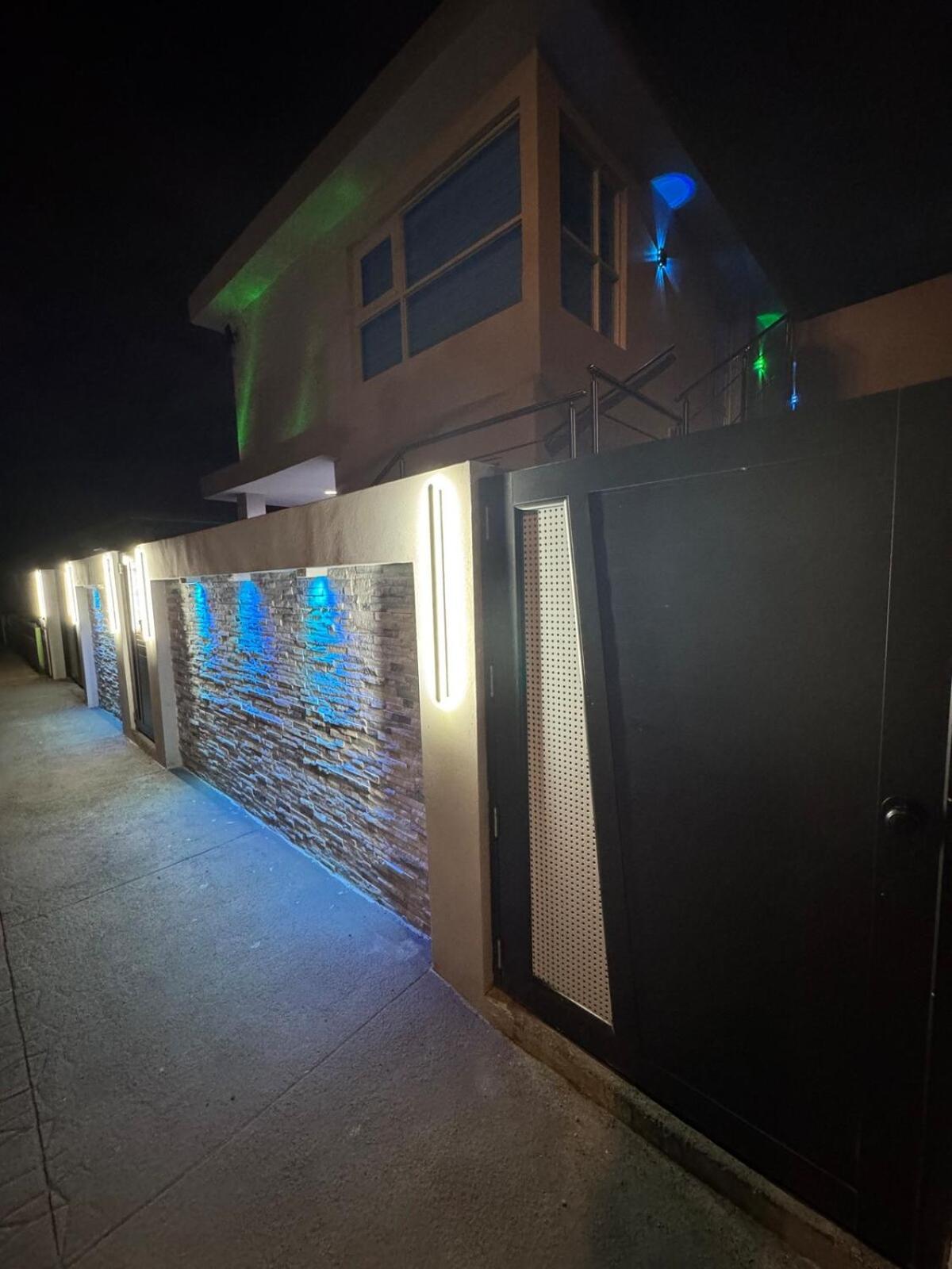 Private Villa, San Juan, Front To Airport, Beach, Place Villa San Juan