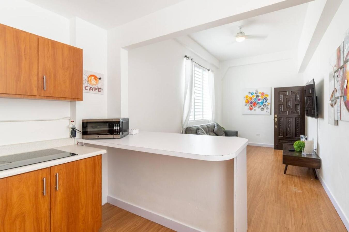 Modern 2 3-bedroom - 10 Guests In Historic Old Apartment San Juan