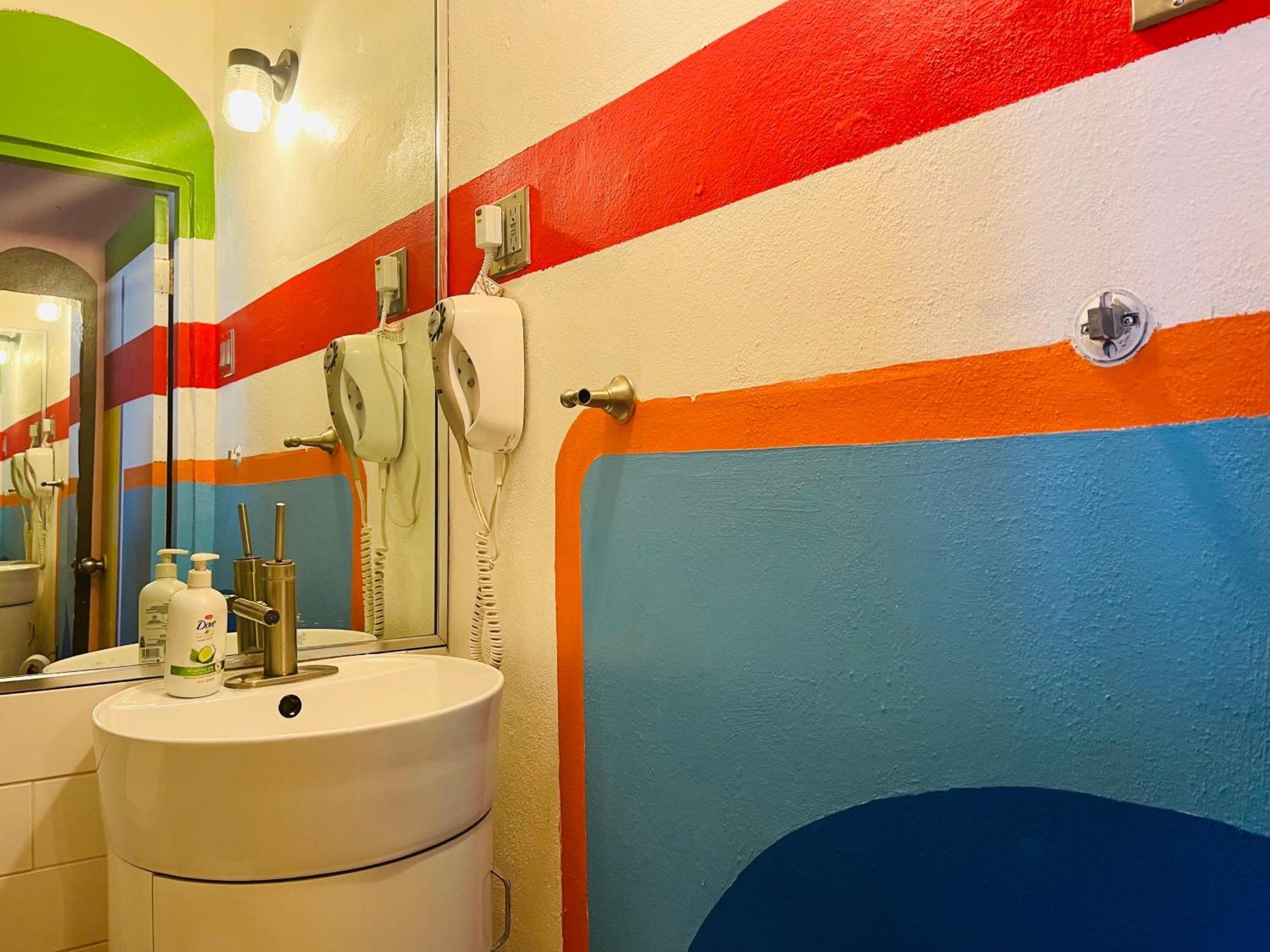 Lower Price, Style, Discount In San Juan,pr, Beach, Free Bikes (adults Only) San Juan
