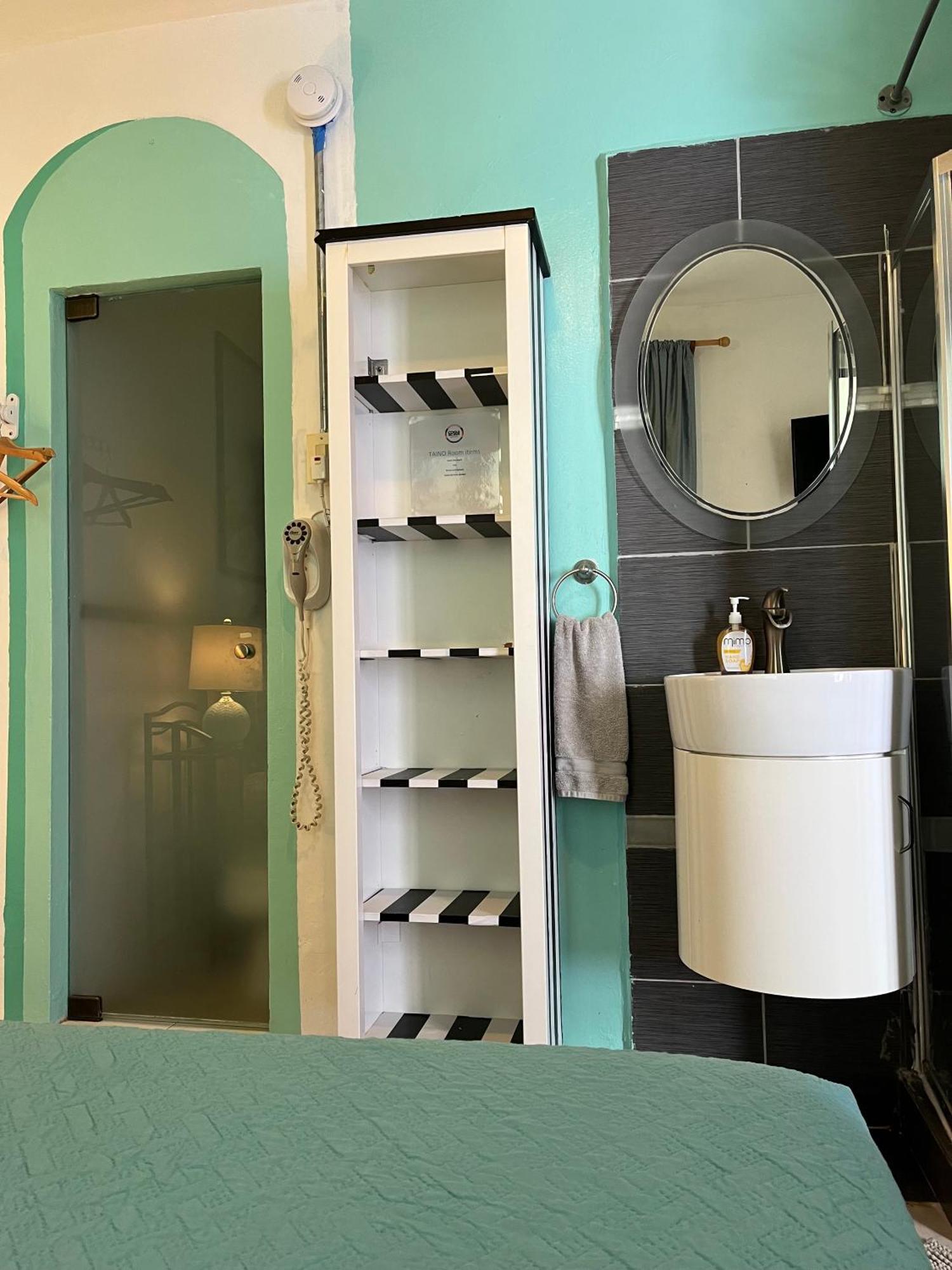 Lower Price, Style, Discount In San Juan,pr, Beach, Free Bikes (adults Only) Apartment