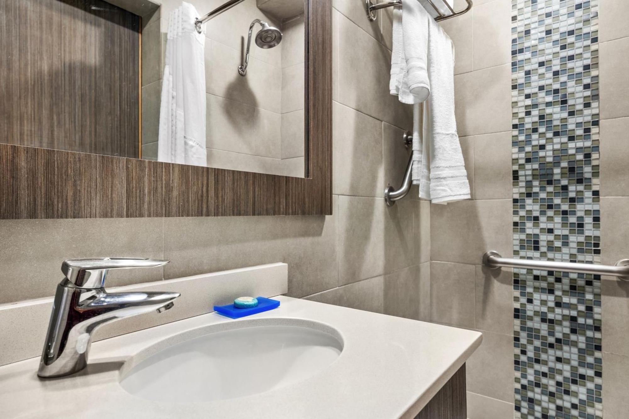 Resort Express Condado By Ihg