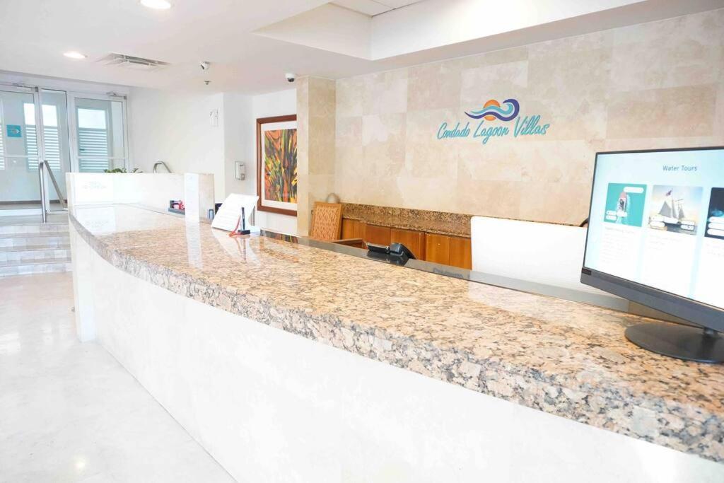 Ocean Breeze With Lagoon View - 4 Guests * San Juan