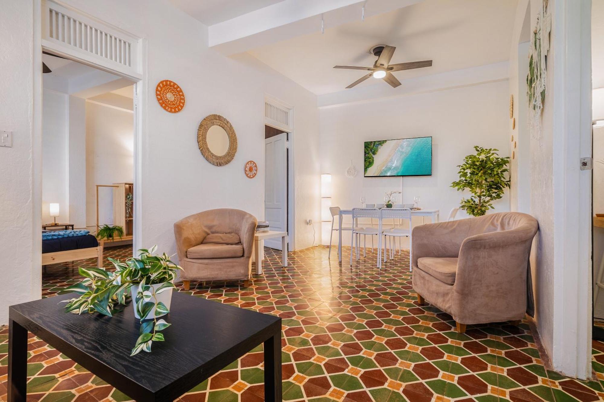 Beachwalk 2bedroom * San Juan