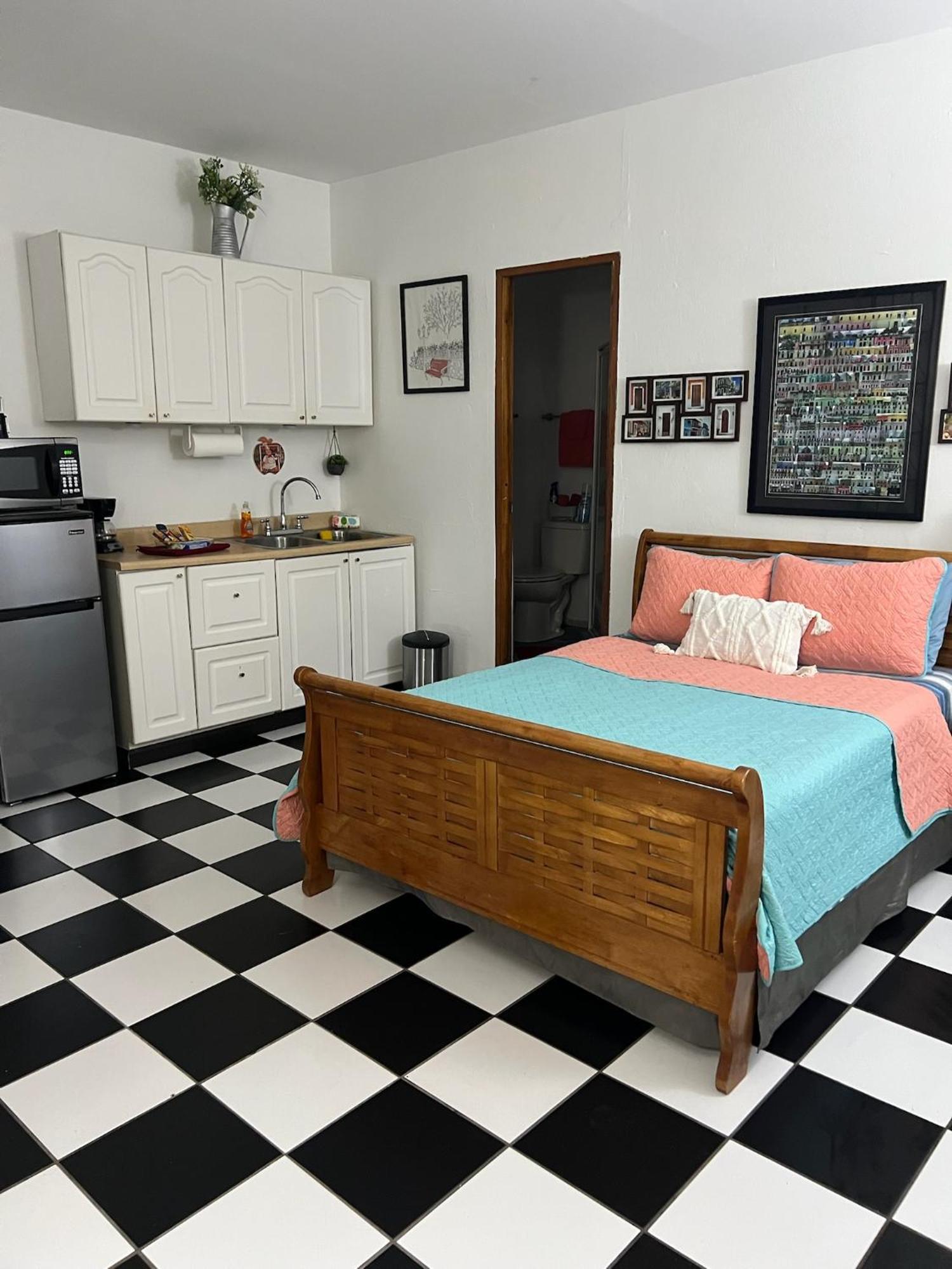310guest-house La Vida * San Juan