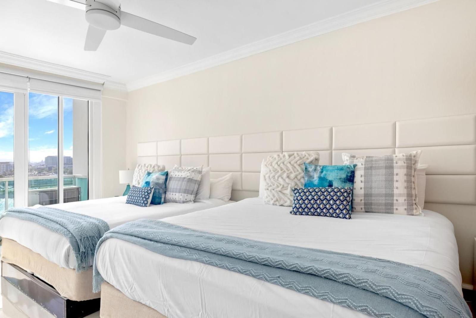 Ocean Breeze With Lagoon View - 4 Guests